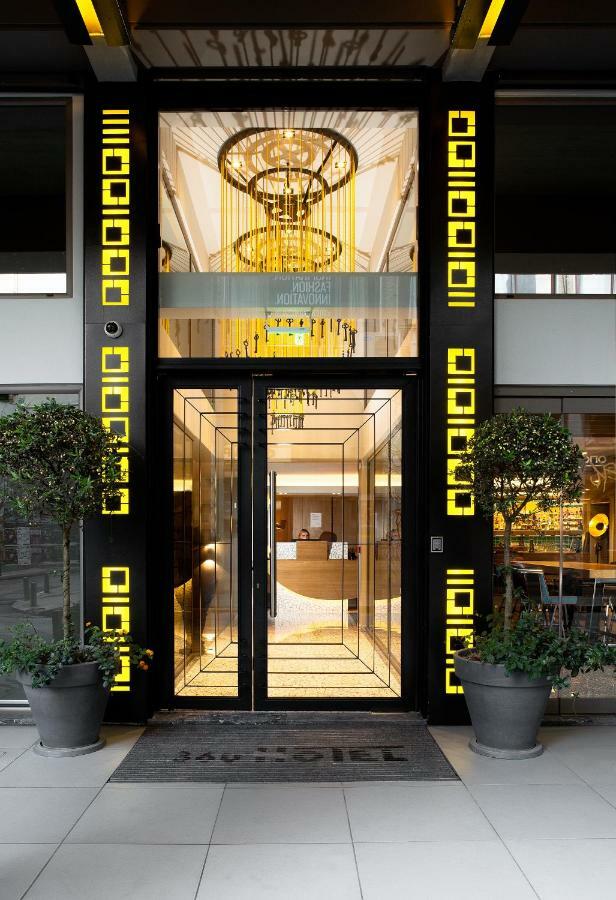 360Degrees Pop Art Hotel Афіни Екстер'єр фото